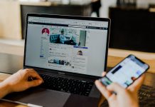 Facebook Tolak Membayar Konten Berita Dari Perusahaan Media Photo by Austin Distel on Unsplash